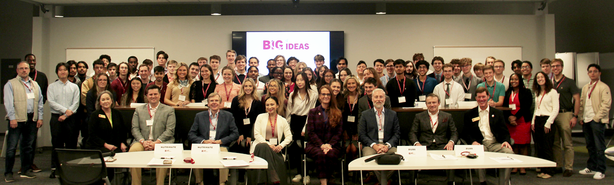 A group shot of BIG Ideas participants, entrepreneurs, Gordon Martin, Jim Kennemer and Dr. Tiffany Sippial.